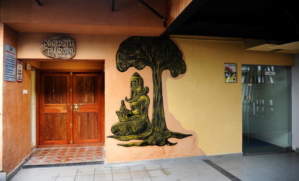 Hotel Indriya Wayanad Kalpetta Exterior photo